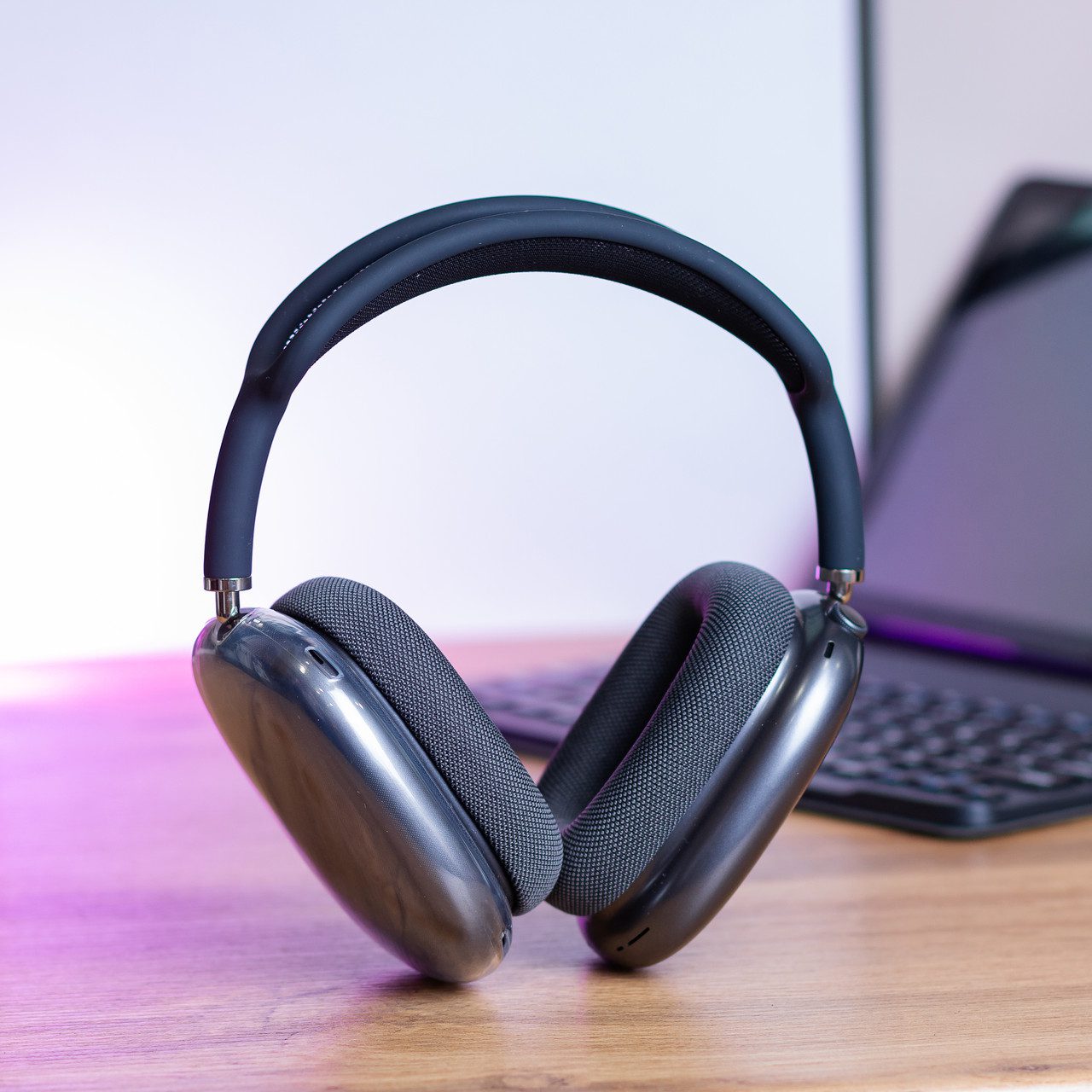 Накладні навушники бездротові bluetooth гарнітура навушники з мікрофоном UR513_UR513_Milantium_1